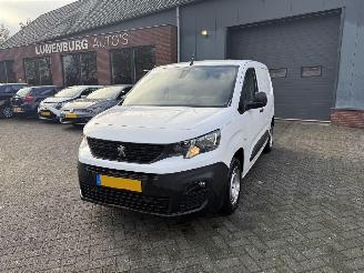  Peugeot Partner 1.2  BENZINE  PureTech Premium 2022/5