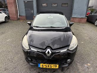 Renault Clio 0.9 TCe Dynamique  NAVIGATIE Hatchback 5-dr. picture 23
