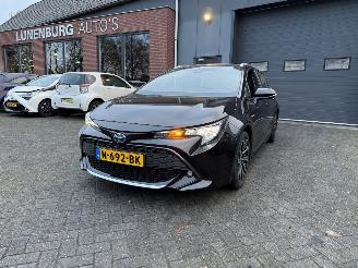 damaged passenger cars Toyota Corolla 2.0 Hybrid Business Plus 2021/9