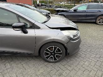 Renault Clio 0.9 TCe Authentique  Hatchback 5-dr. picture 36