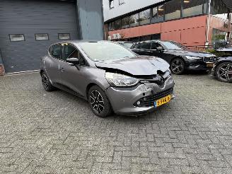 Renault Clio 0.9 TCe Authentique  Hatchback 5-dr. picture 35