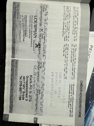 Peugeot 208 1.2 PureTech Signature NAVIGATIE picture 25