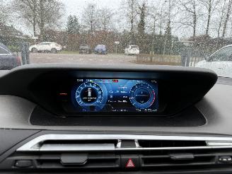 Citroën C4-picasso 1.2 PureTech Tendance 7 PERSOONS picture 23