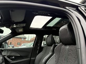 Peugeot e-2008 EV GT 50 kWh PANORAMADAK (SUV 5-dr.)   12769 EX BTW picture 17