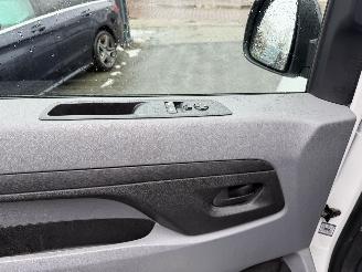 Toyota Proace 2.0 D-4D Cool Comfort Long picture 20