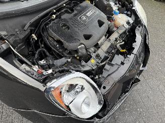 Alfa Romeo MiTo 0.9 TwinAir Distinctive LEER picture 12