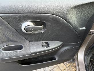 Nissan Note 1.4 Visia  AIRCO (MPV 5-dr.) picture 15