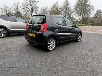 Suzuki Alto 1.0 Silver-line (Hatchback 5-dr.) picture 26