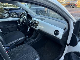 Volkswagen Up! 1.0 high up! BlueMotion picture 24