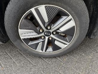 Kia Niro 1.6 GDi Hybrid ExecutiveLine (SUV 5-dr.) picture 11