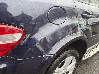 Mercedes ML 320 CDI  AUTOMAAT (SUV 5-dr.) picture 26