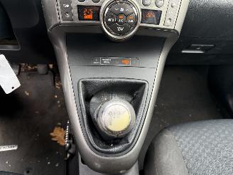 Toyota Verso 1.8 VVT-i Aspiration (MPV 5-dr.) picture 23