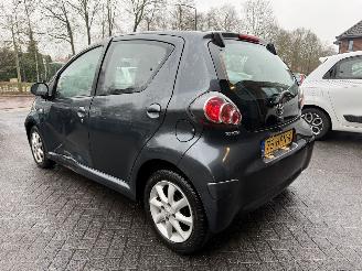 Toyota Aygo 1.0-12V Comfort (Hatchback 5-dr.) picture 3