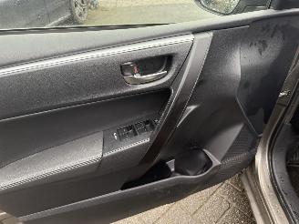 Toyota Corolla SEDAN 1.6 picture 20