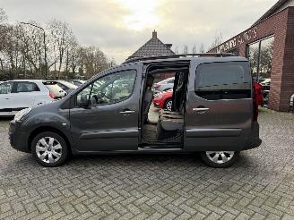 Citroën Berlingo 1.2 PureTech Feel (MPV 5-dr.) picture 17