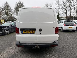 Volkswagen Transporter 2.0 TDI L2H1 30 DC Comfortline picture 4