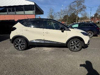 Renault Captur 0.9 TCe Intens (SUV 5-dr.) picture 6