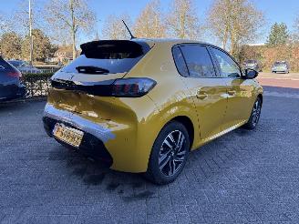 Peugeot 208 1.2 PureTech Allure (Hatchback 5-dr.) picture 5