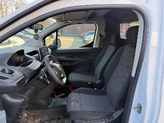 Peugeot Partner 1.5 BlueHDI AUTOMAAT  Premium picture 17