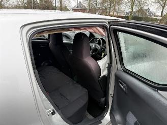 Suzuki Alto 1.0 Comfort (Hatchback 5-dr.) picture 14