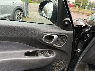 Fiat 500L 1.4 T-Jet Lounge (MPV 5-dr.) picture 16