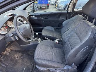 Peugeot 207 1.4 VTi X-line (Hatchback 3-dr.) picture 14