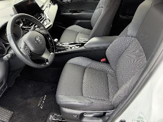 Toyota C-HR 1.8 Hybrid Style (SUV 5-dr.) picture 18
