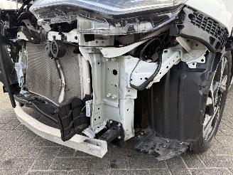 Toyota C-HR 1.8 Hybrid Style (SUV 5-dr.) picture 32