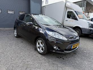 Ford Fiesta 1.25 Ghia (Hatchback 5-dr.) picture 7