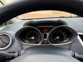 Ford Fiesta 1.25 Ghia (Hatchback 5-dr.) picture 14