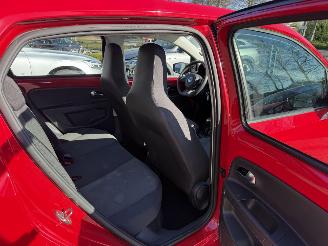 Volkswagen Up! 1.0 move up! BlueMotion picture 15