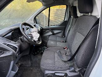 Ford Transit Custom 290 2.0 TDCI L2H1 2 SCHUIFDEUREN Ambiente picture 15