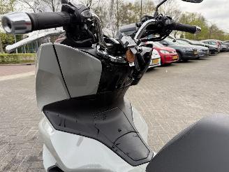 Honda PCX 125 ABS picture 11