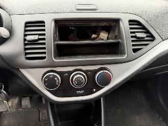 Kia Picanto 1.0 CVVT ISG (Hatchback 3-dr.) picture 10