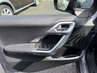 Peugeot 2008 1.2 PureTech  AUTOMAAT Allure  CROSSWAY  (SUV 5-dr.) picture 19