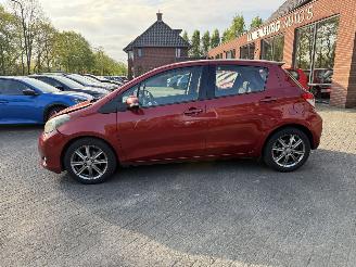 Toyota Yaris 1.3 VVT-i Dynamic AUTOMAAT  (Hatchback 5-dr.) picture 2