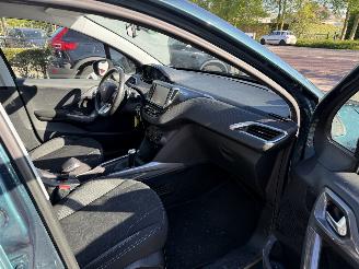 Peugeot 2008 1.2 PureTech AUTOMAAT PANORAMDAK  Blue Lion (SUV 5-dr.) picture 18