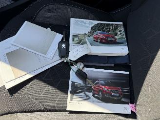 Peugeot 2008 1.2 PureTech Blue Lion (SUV 5-dr.) picture 15