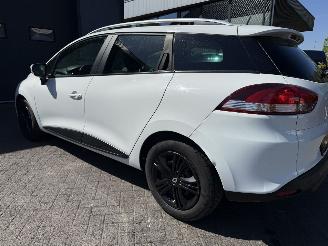 Renault Clio 0.9 TCe Expression picture 29