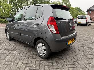 Hyundai I-10 1.1 Active Cool (Hatchback 5-dr.) picture 3