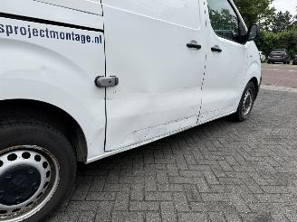 Peugeot Expert 2.0 BlueHDI 120 Pro picture 11