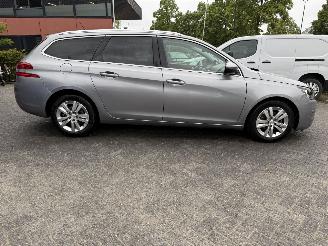 Peugeot 308 1.6 BlueHDI Blue Lease PANORAMADAK  Executive Pack picture 6