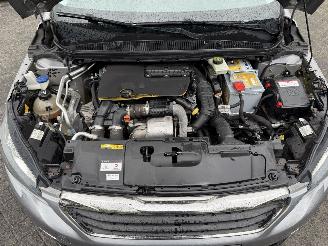 Peugeot 308 1.6 BlueHDI Blue Lease PANORAMADAK  Executive Pack picture 24