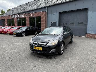 Damaged car Opel Astra 1.4 Edition 2012/8