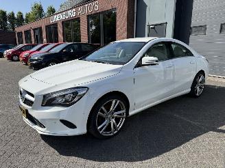 Mercedes Cla-klasse 180 Ambition (Sedan 4-dr.) picture 2