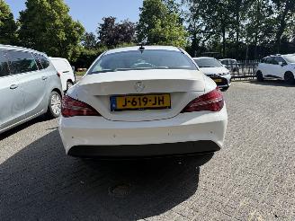 Mercedes Cla-klasse 180 Ambition (Sedan 4-dr.) picture 4