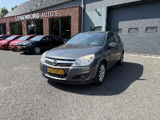  Opel Astra 1.8 Temptation  AUTOMAAT (Hatchback 5-dr.) 2008/8