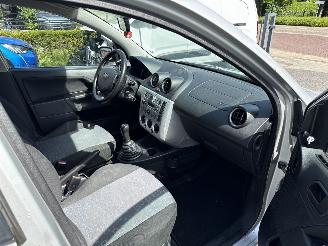 Ford Fiesta 1.3 Centennial (Hatchback 5-dr.) picture 20