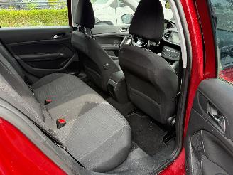 Peugeot 308 1.2 VTi Active (Hatchback 5-dr.) picture 18