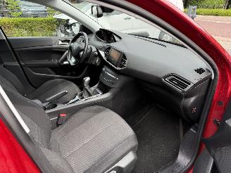 Peugeot 308 1.2 VTi Active (Hatchback 5-dr.) picture 17